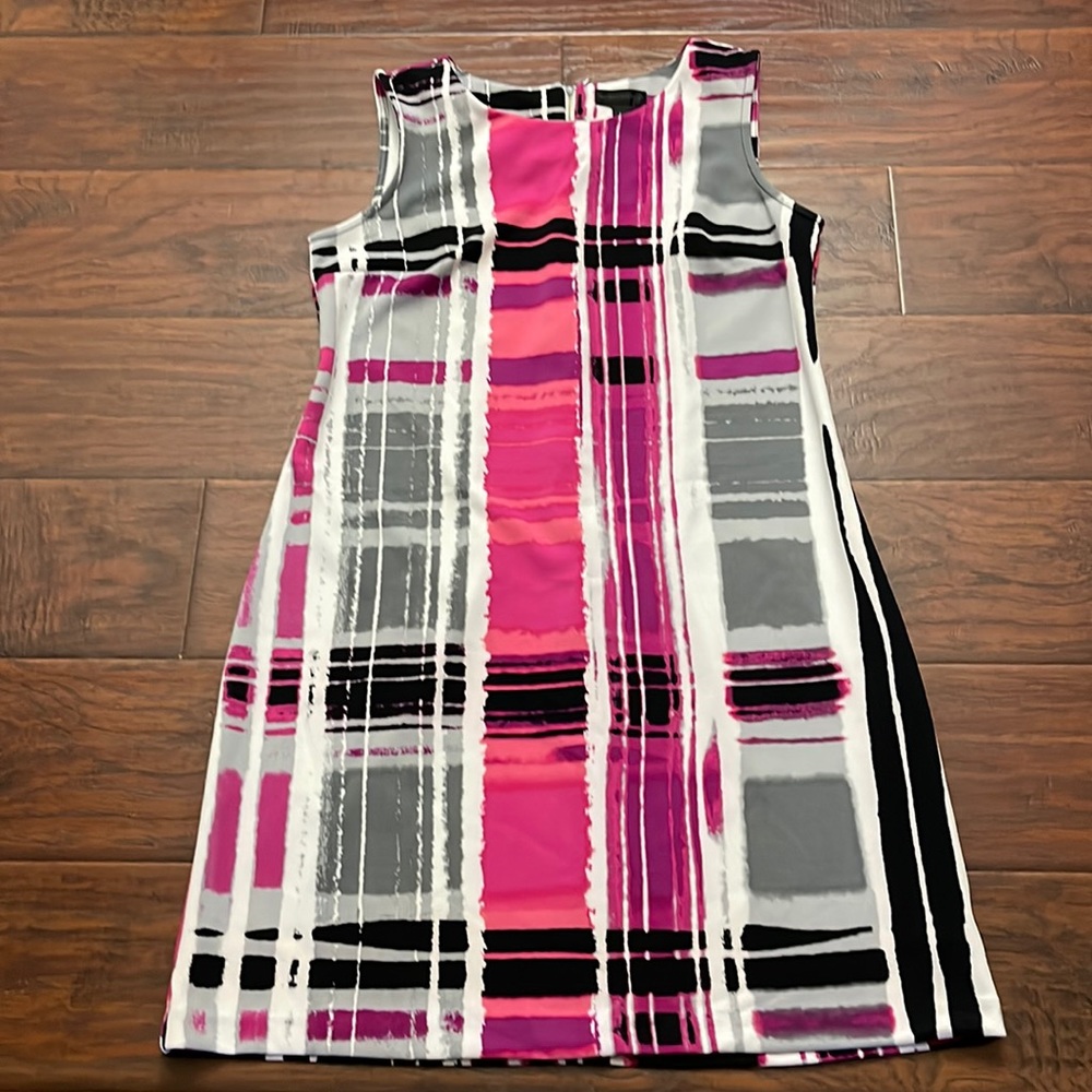 Womens sleeveless sheath dress